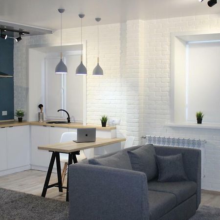 Студия "Loft" Apartment Pavlodar Exterior photo